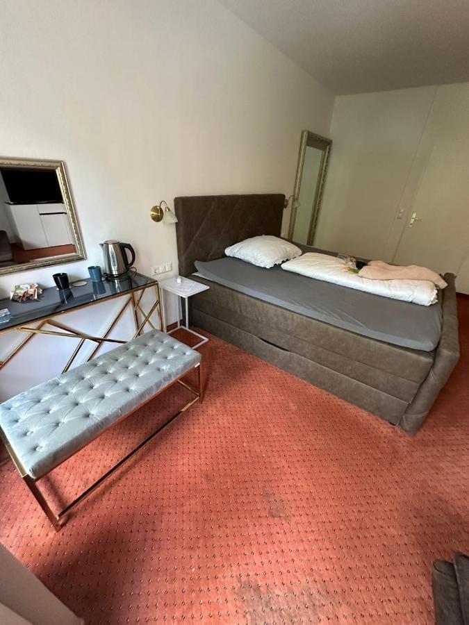 Pension Columbia Inkl. Fruehstueck Im Zentraum Bad Gleichenberg Εξωτερικό φωτογραφία