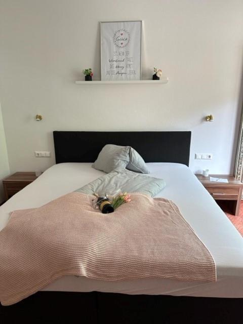 Pension Columbia Inkl. Fruehstueck Im Zentraum Bad Gleichenberg Εξωτερικό φωτογραφία